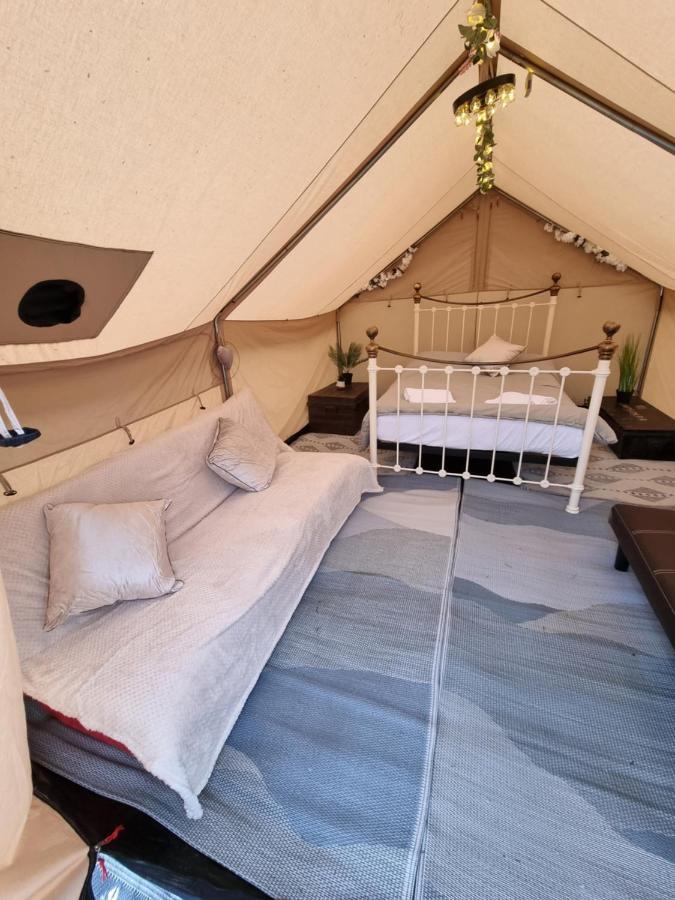 Glamping In Style, Prospector Tent ครอว์ลีย์ ภายนอก รูปภาพ